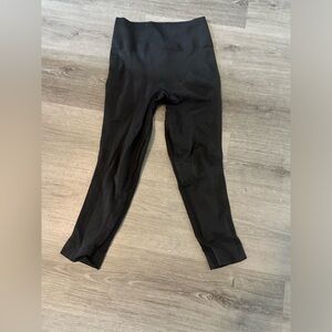 Lululemon Cropped Pants Size 8